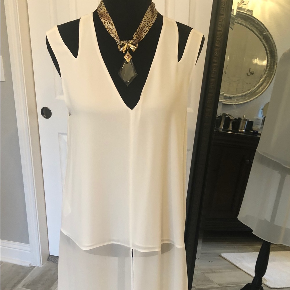 BCBGMaxAzria Kadie Cutout Tunic Top